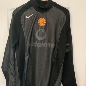 Manchester United Nike goalkeeper jersey